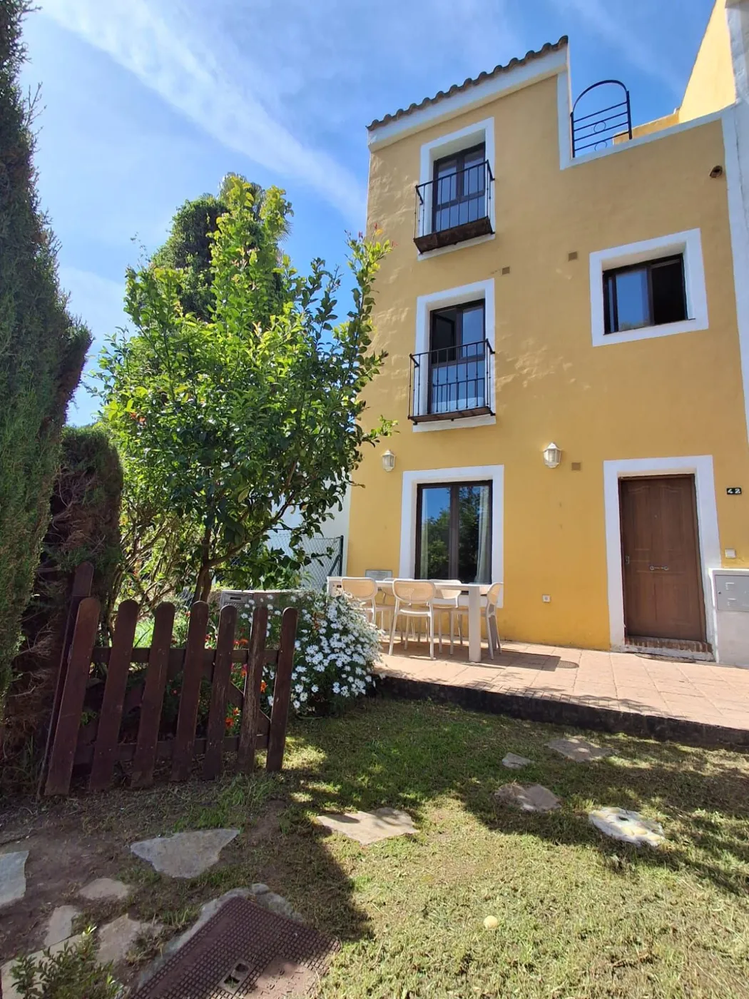 Řadový dům, 3 ložnice, Casares Playa